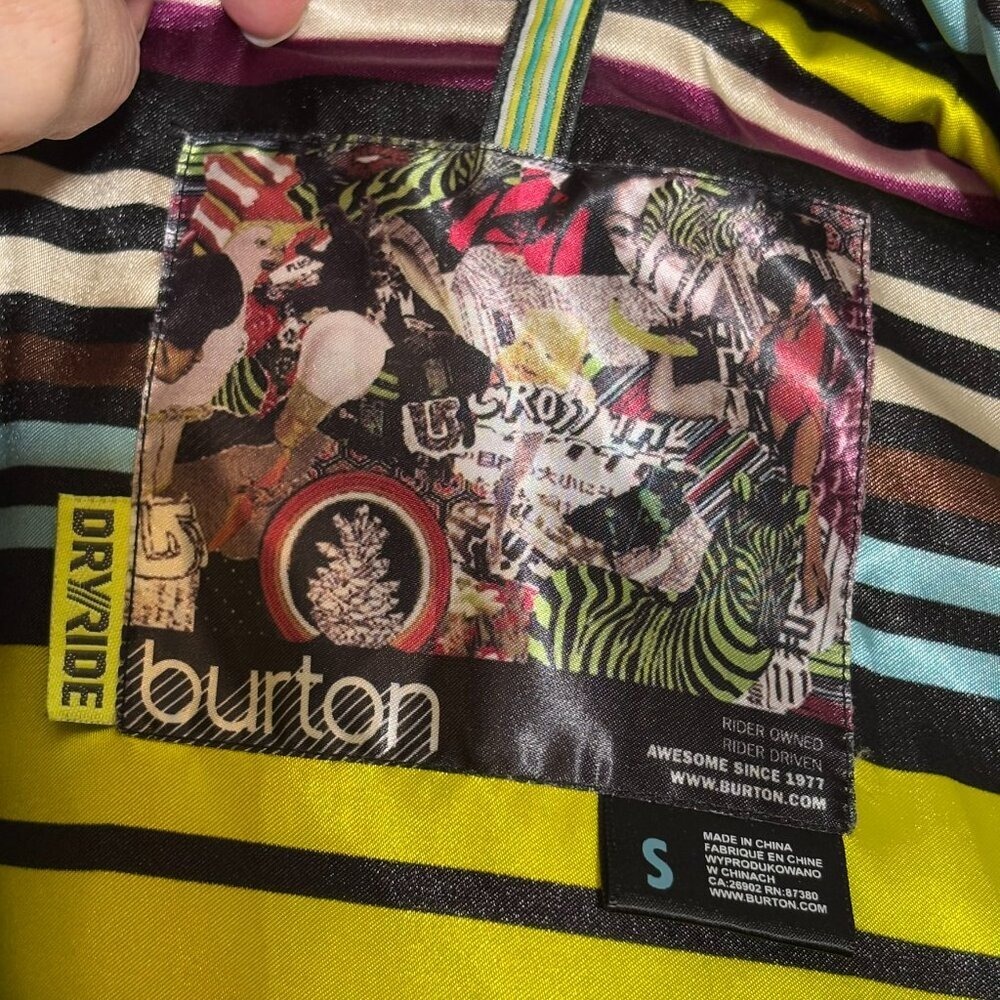 Burton Women's Hooded Puffer Vest – Bright Yellow Winter Layer‎ - Picture 12 of 16
